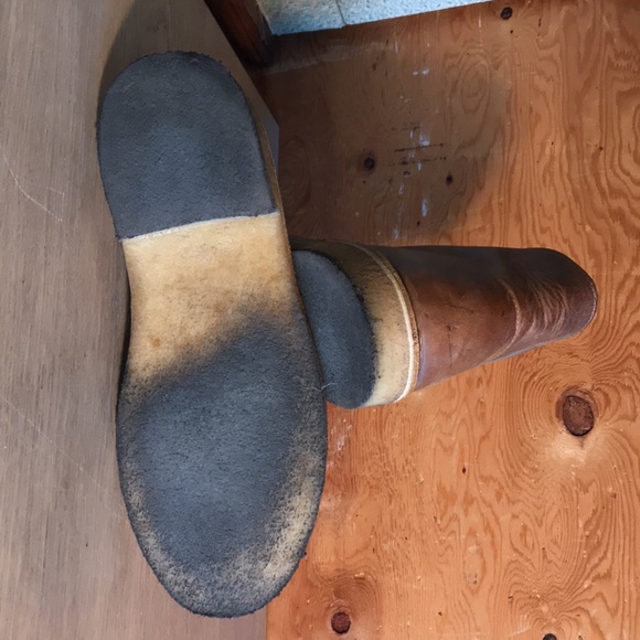 Clark’s desert beeswax hardly worn